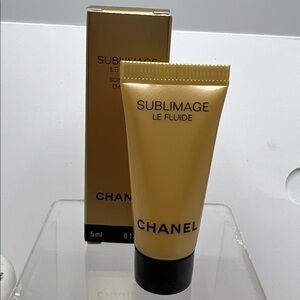 CHANEL Sublimage Le Fluid With Box 5 ml Hydration, Wrinkles, and Radiance NIB NT